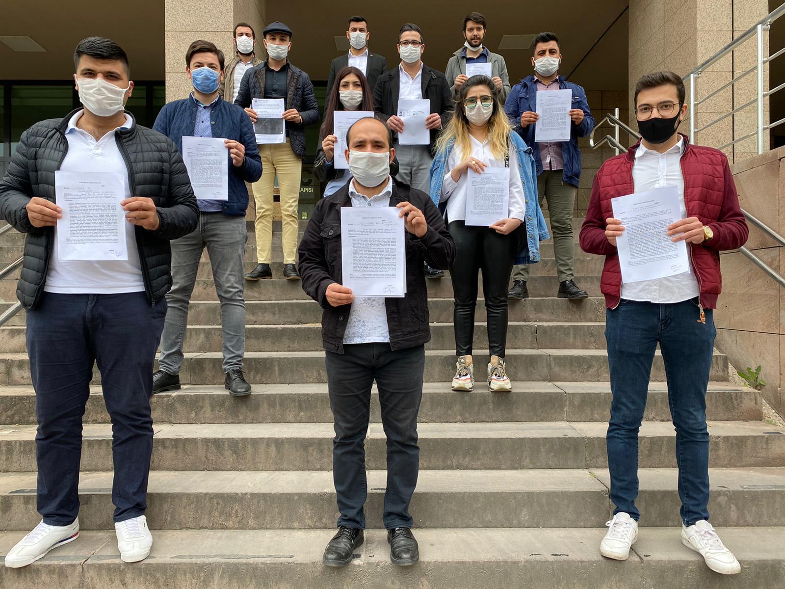 CHP İzmir İl Gençlik Kolları Ak Parti Gençlik Kolları Üyesi Mehmet Emin Göç Hakkında Suç Duyurusunda Bulundu