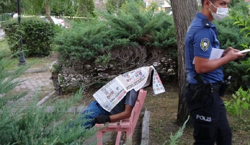 Antalya’da korkulan oldu, parkta otururken öldü