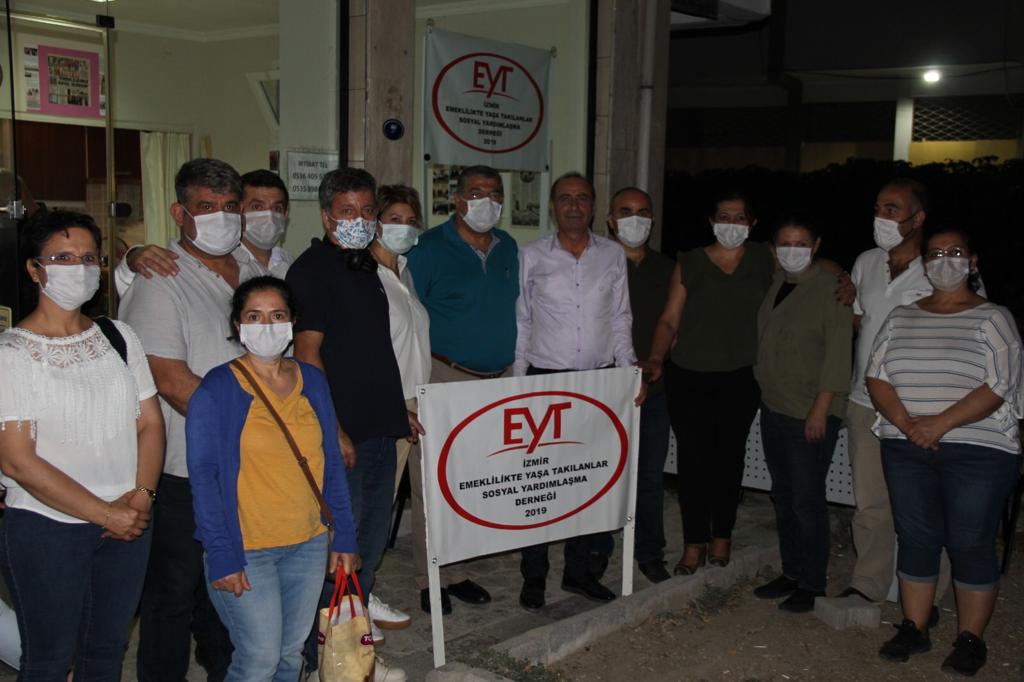 CHP İzmir Milletvekili Sındır’dan EYT Sosyal Yardımlaşma Derneği’ne Ziyaret