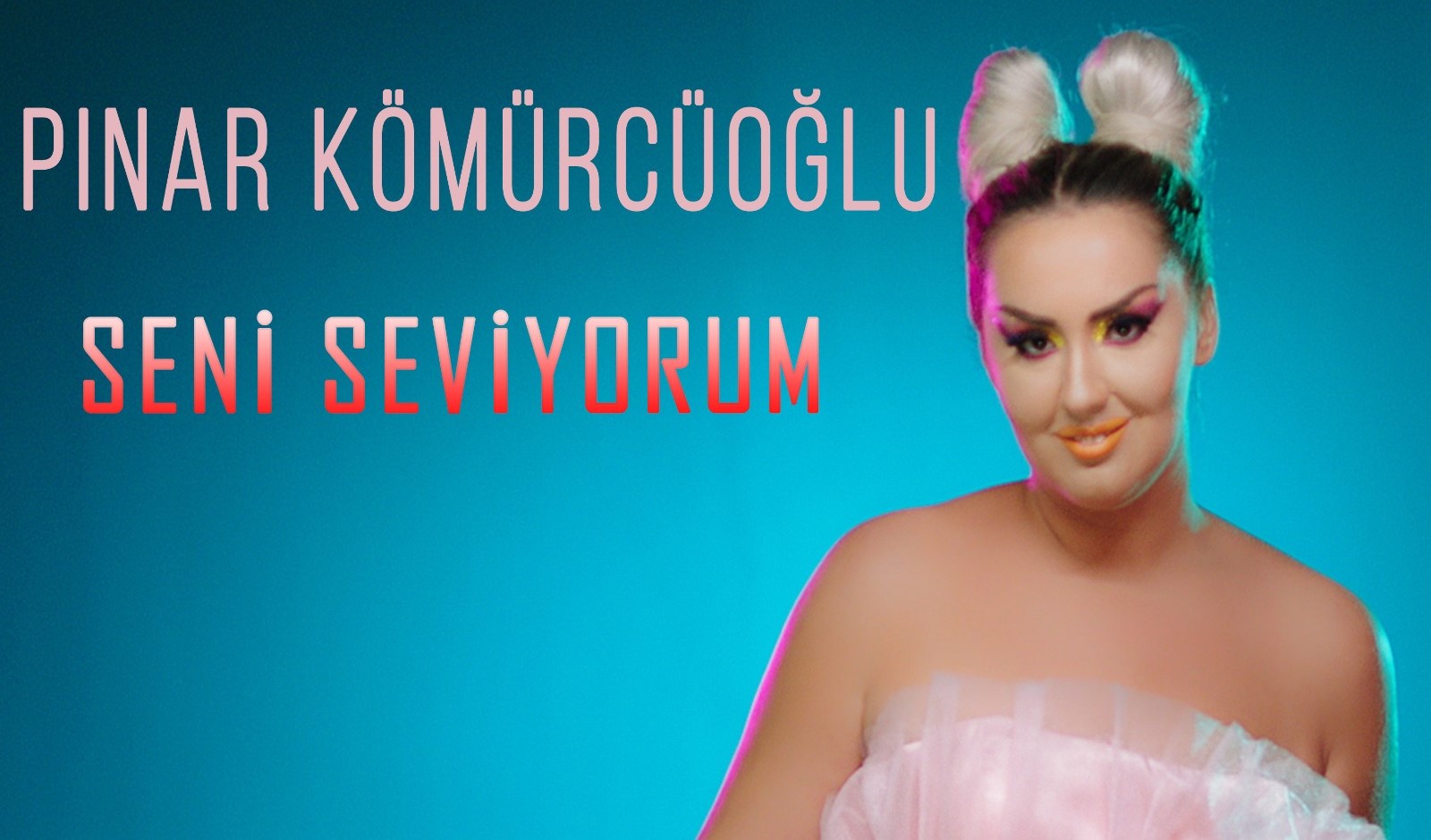 Ebru Gündeş’in şarkısını söyledi