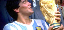 Diego Armando Maradona hayatını kaybetti!