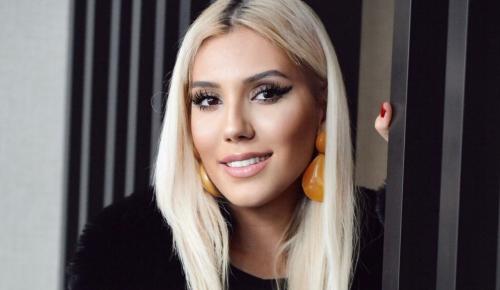 Ünlü Fenomen Zeynep Odabaşoğlu efsane şarkıcı Ozan Orhon’un “Arı” klibinde yer aldı