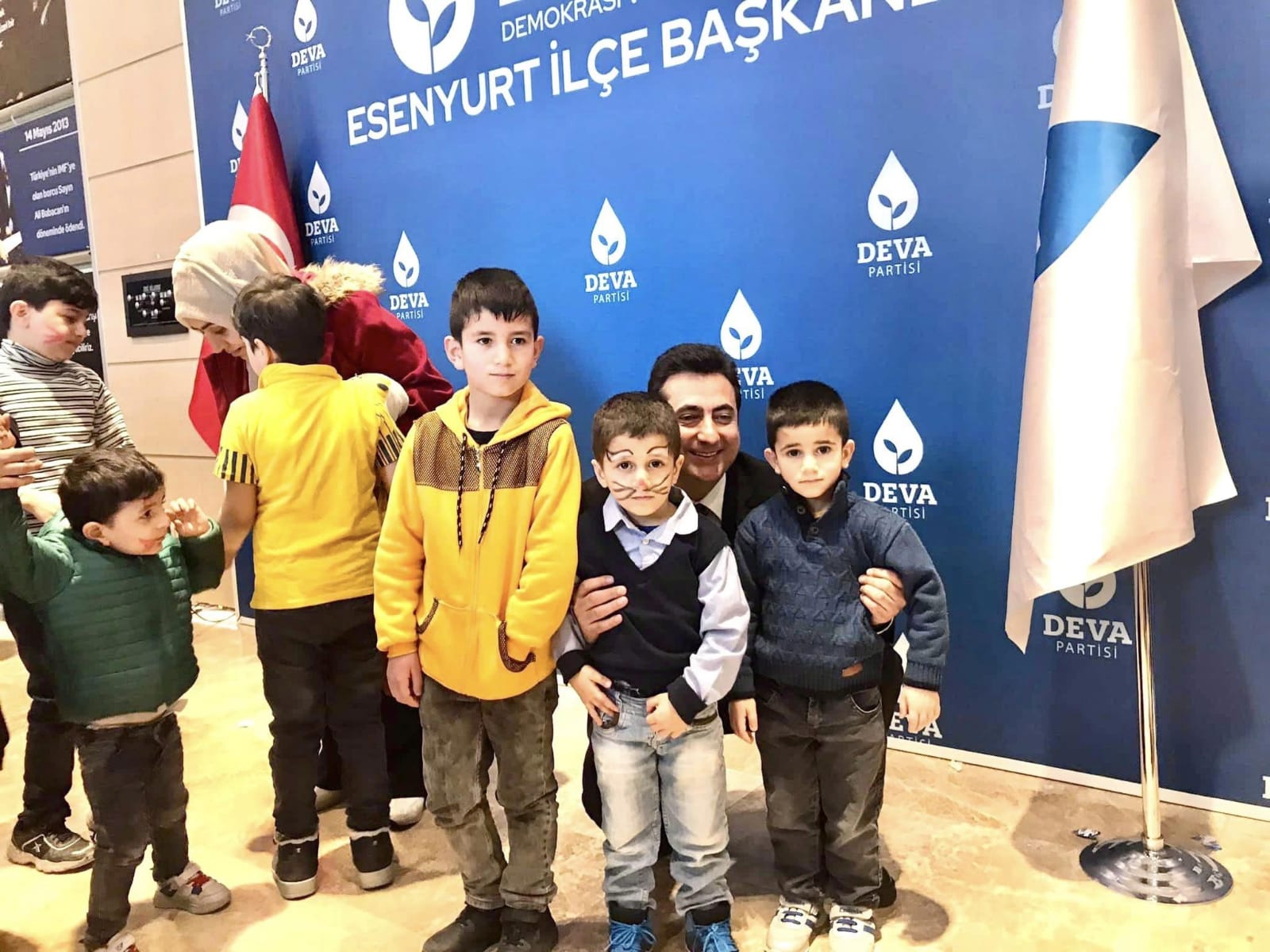 DEVA ESENYURT MİNİK KONUKLARINI AĞIRLADI