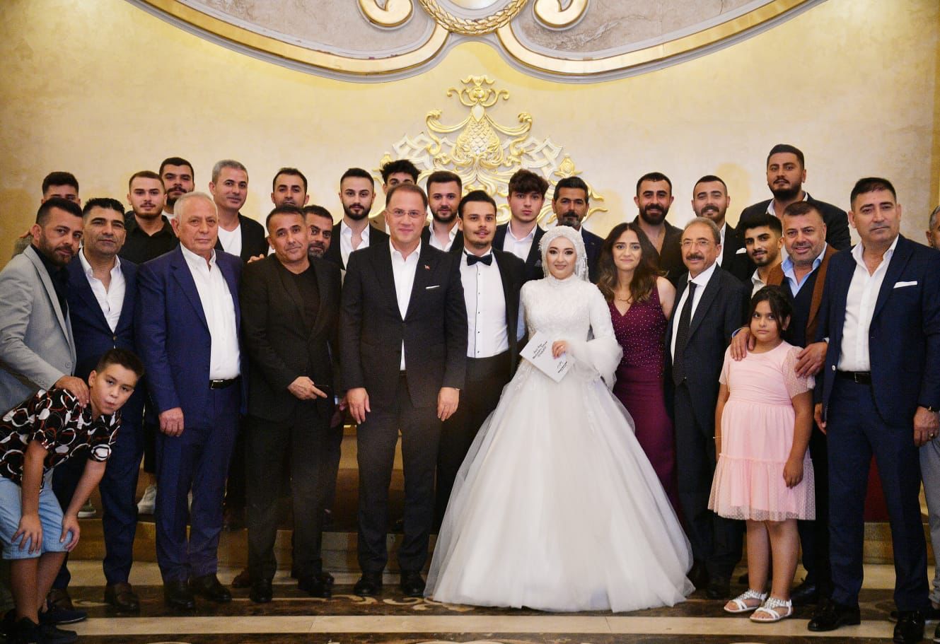 Böyle olur “Çar Ailesi’nin” düğünü