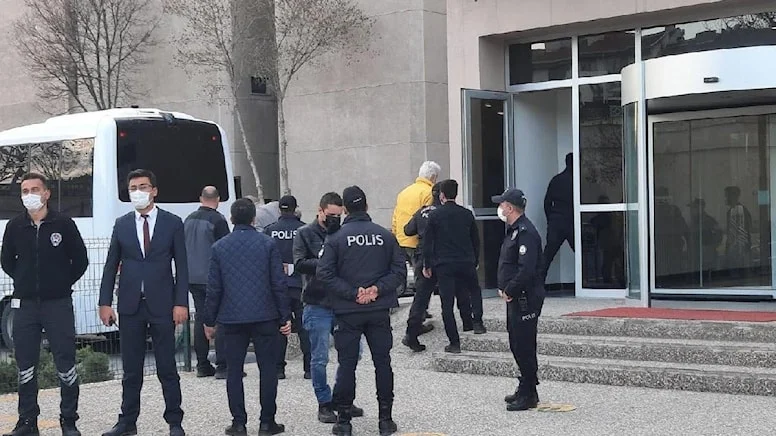 Montrö Sözleşmesini savunan 104 emekli amiralin davası ertelendi