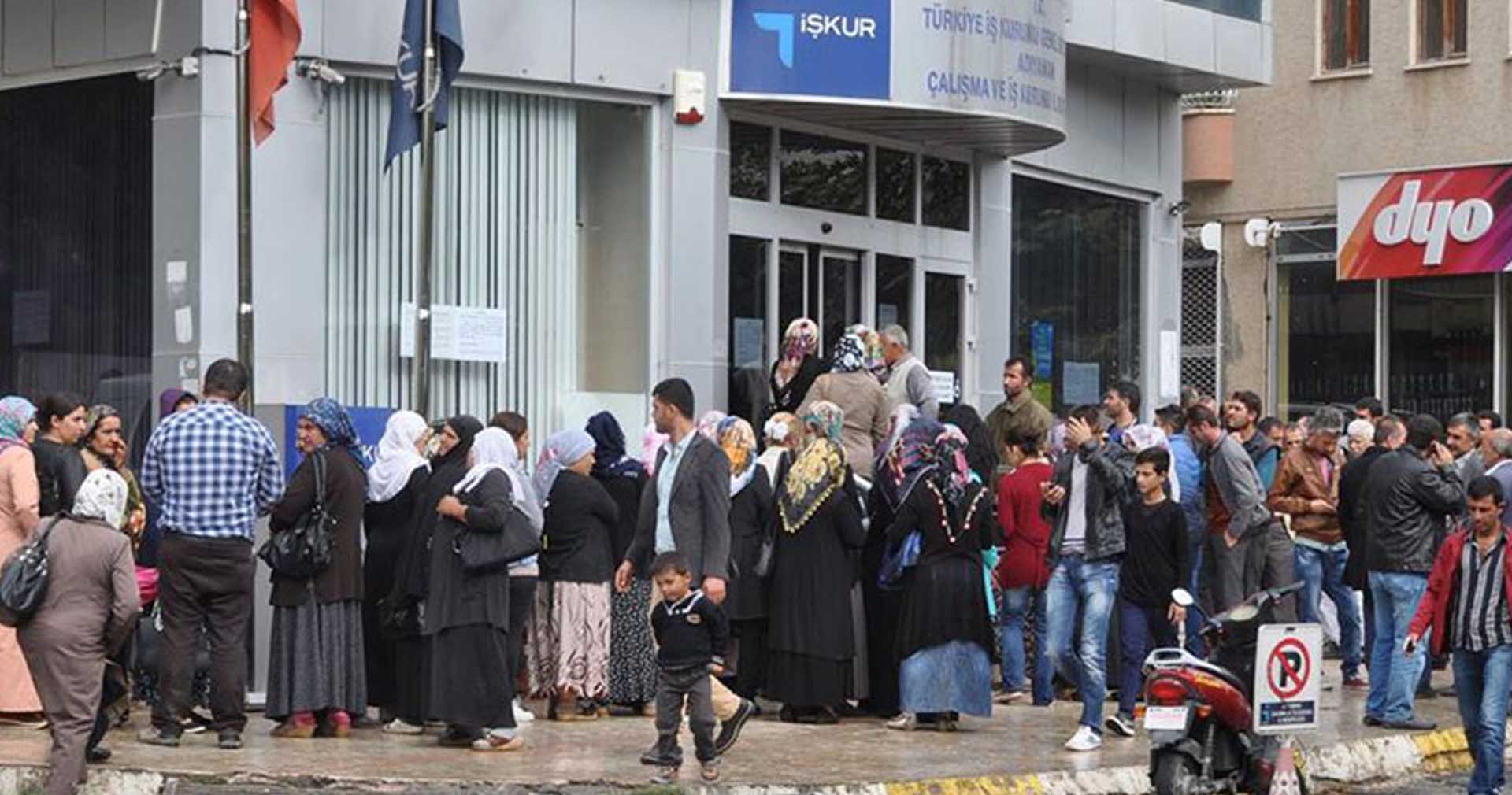 İŞKUR açıkladı: Kayıtlı işsiz sayısı arttı