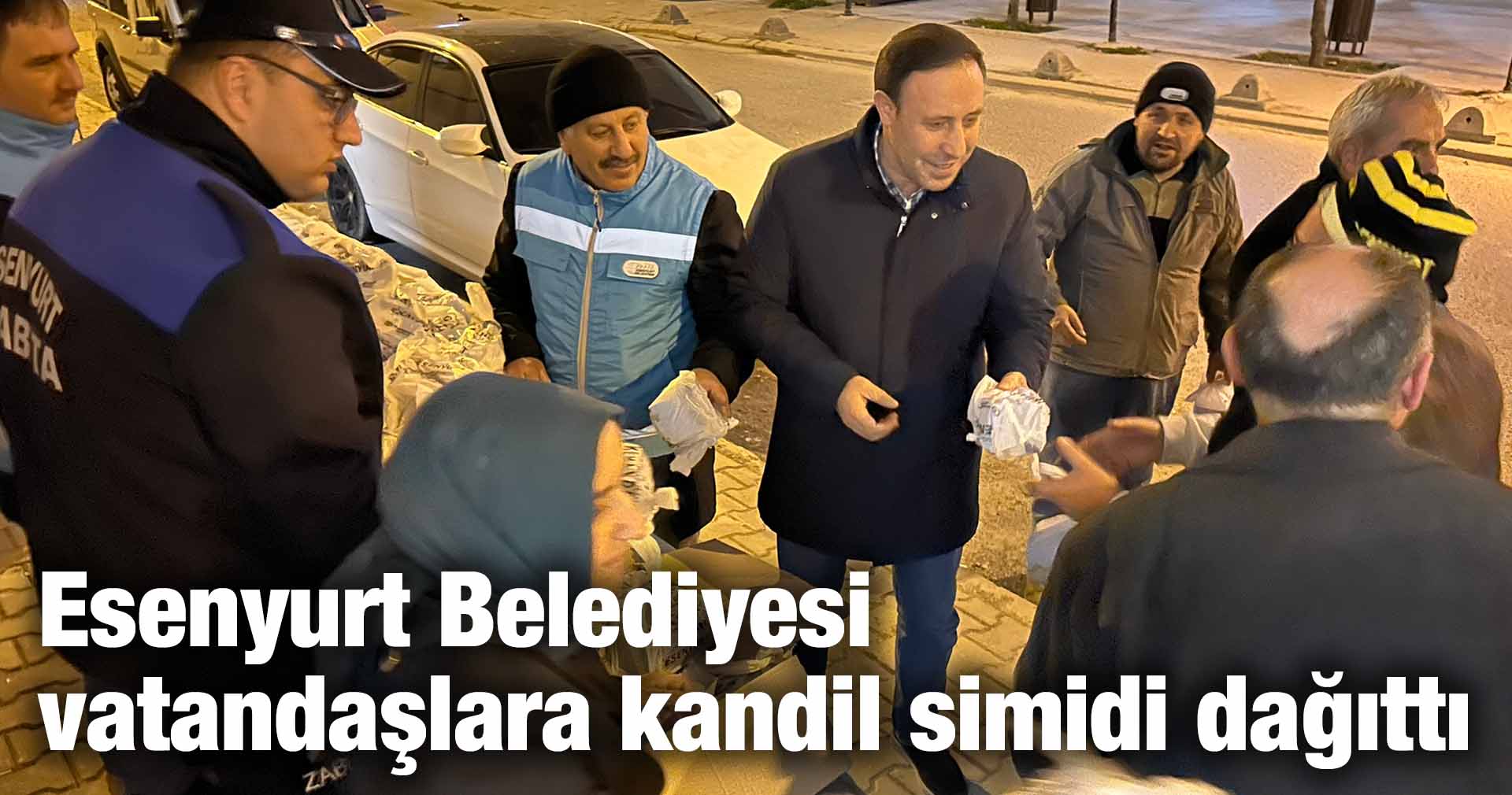 Esenyurt Belediyesi vatandaşlara kandil simidi dağıttı