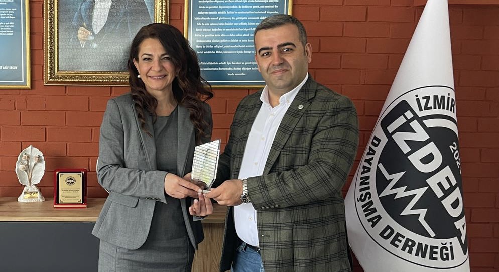 Müzayededen elde edilen gelir depremzedelere bağışlandı