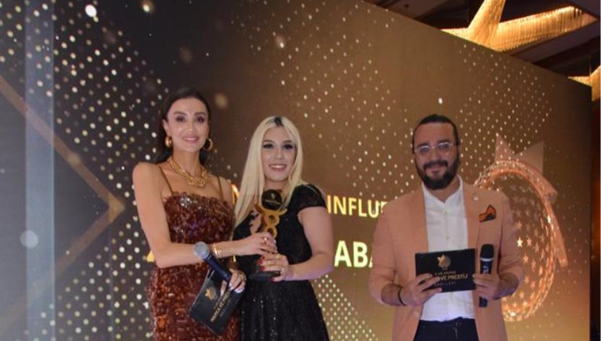 Zeynep Odabaşoğlu: 7. ödülümü çocuklarım, ailem ve tüm kadınlar adına aldım