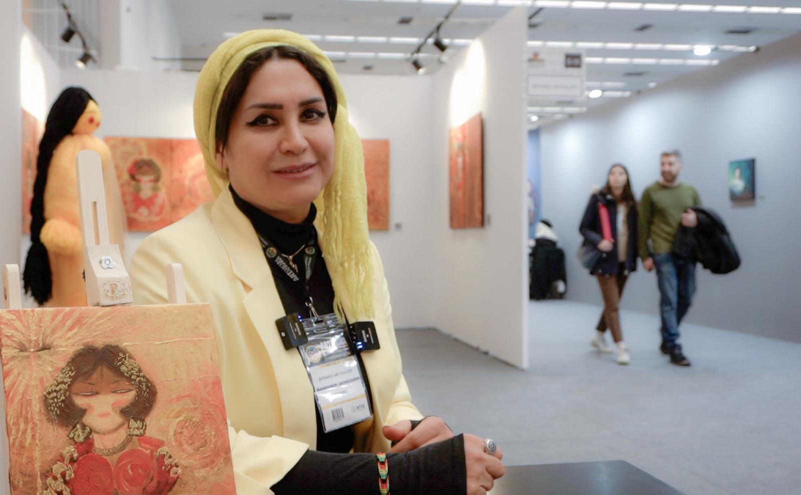 İranlı sanatçı ‘Masih Jafarzade’ olarak bilinen Masoumeh Jafarzade’nin eserleri Ankara’da