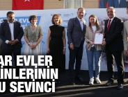 ÇINAR EVLER SAKİNLERİNİN TAPU SEVİNCİ