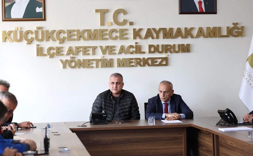 DEPREM SONRASI TÜM İMKÂNLAR SEFERBER EDİLDİ