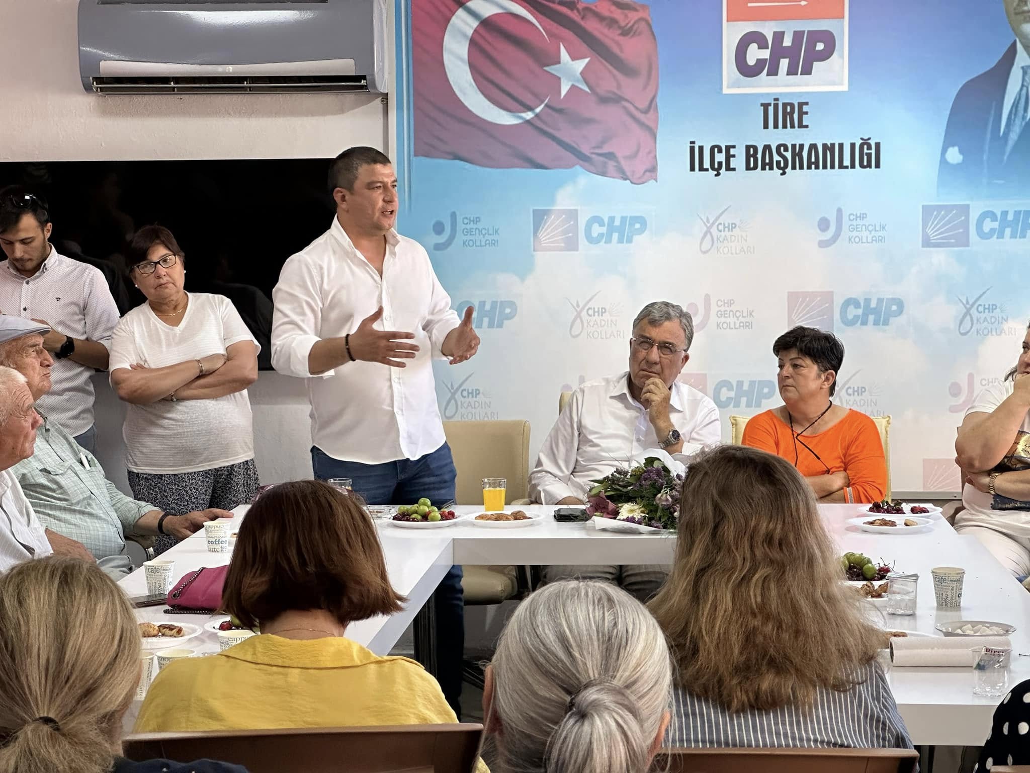 İddia: CHP Tire İlçe Başkanlığında Kriz: Sıralama Yok Sayıldı, Sessizlik Hâkim