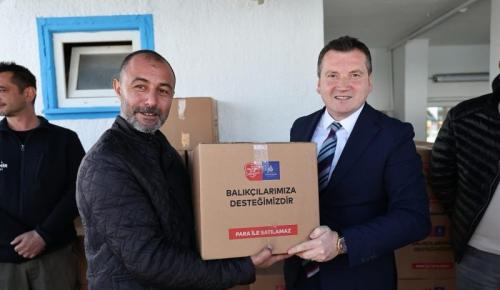 Silivri’de Küçük Ölçekli Balıkçılara Destek Sürdürülüyor