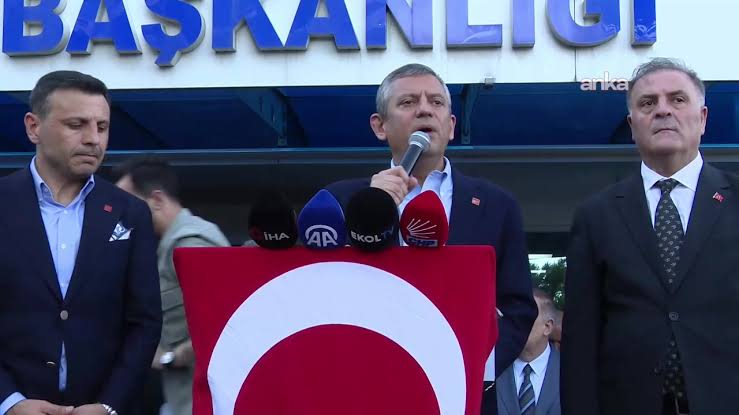 ÖZEL “BU BİR GÖZALTI DEĞİL DARBE GİRİŞİMİDİR”