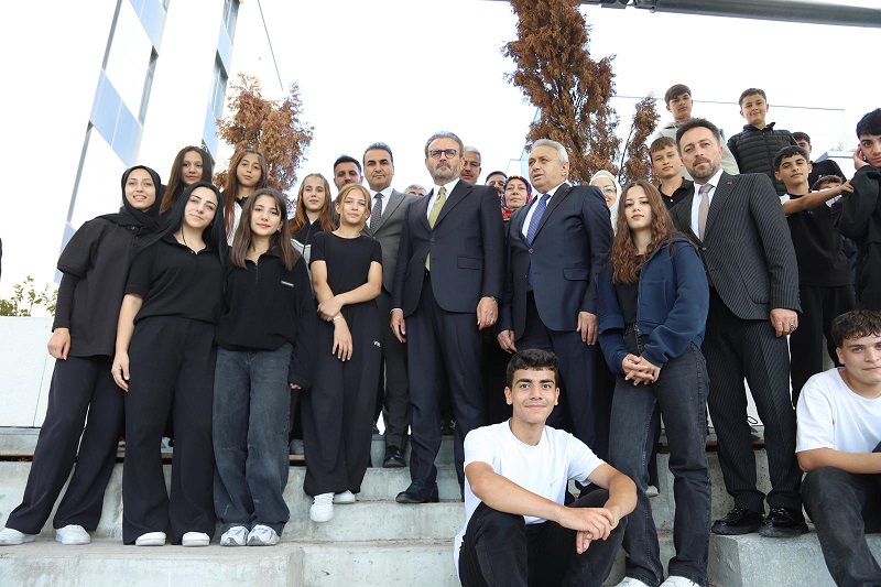 ‘Biz bu milletin umudu, geleceği, birliğiyiz’