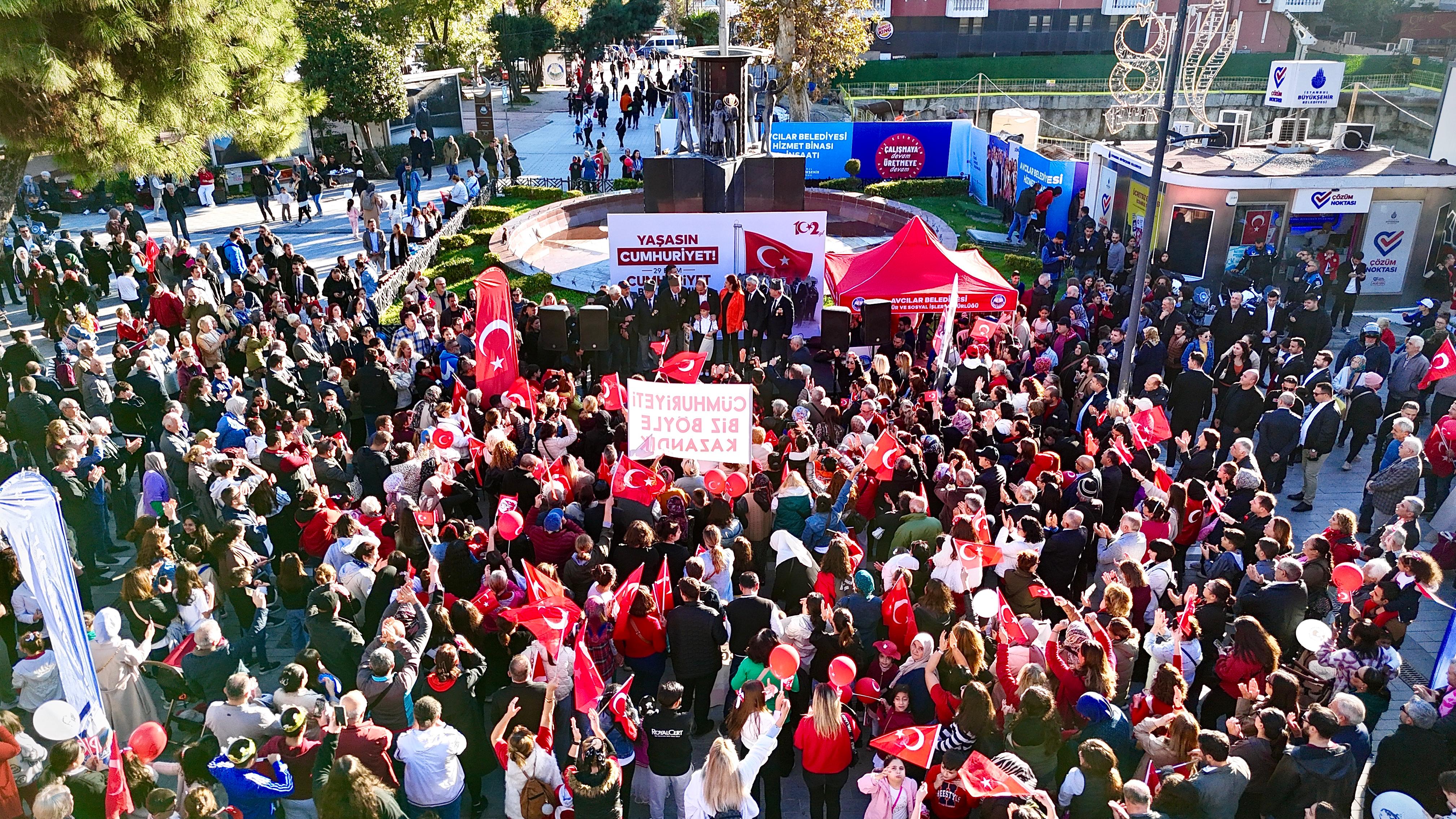 AVCILARLILAR CUMHURİYET BAYRAMINI COŞKUYLA KUTLADI