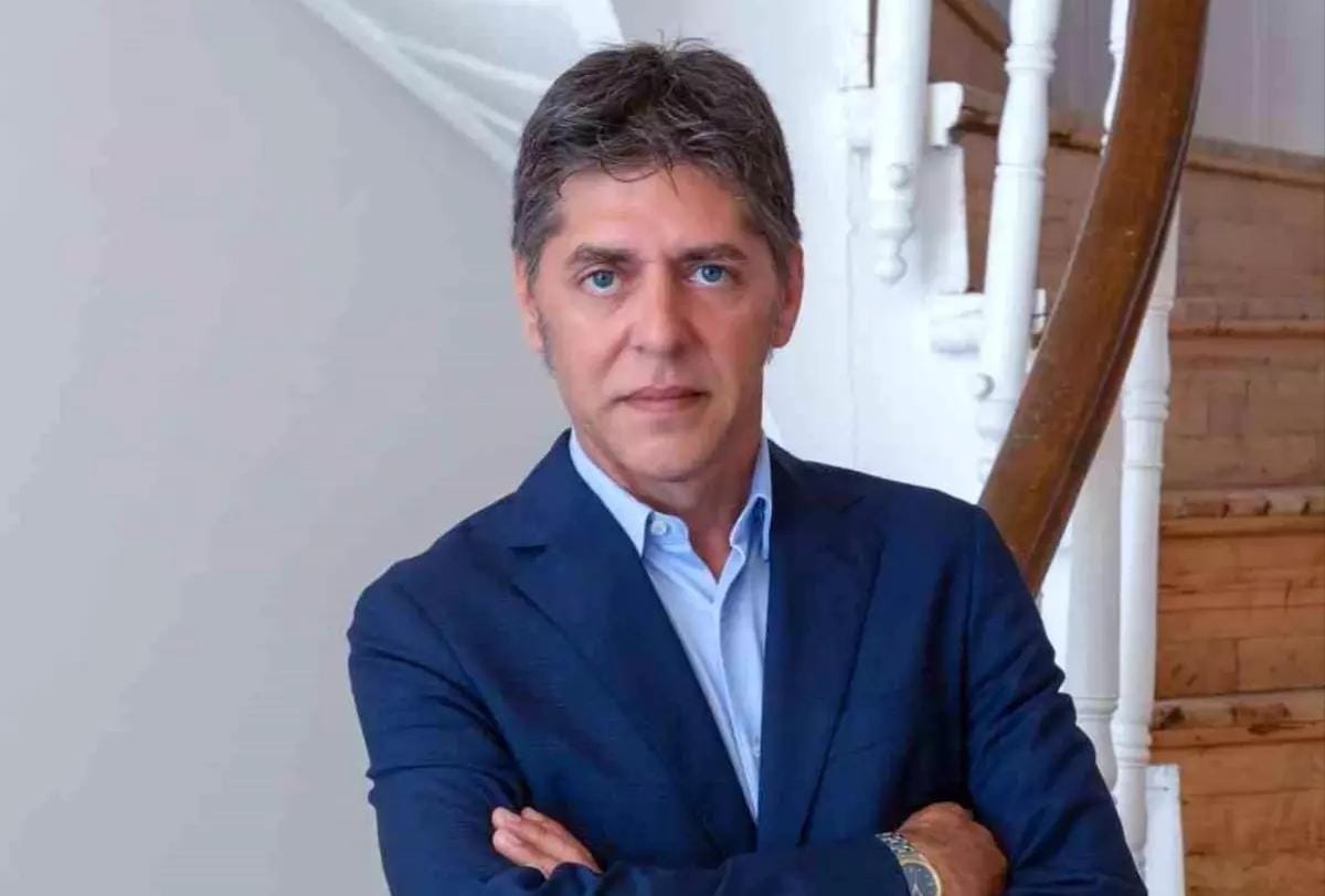 Eşini oyuncu Dolunay Soysert ile aldattığı iddia edilen Konda’nın sahibine 50 milyon TL tazminat talebi