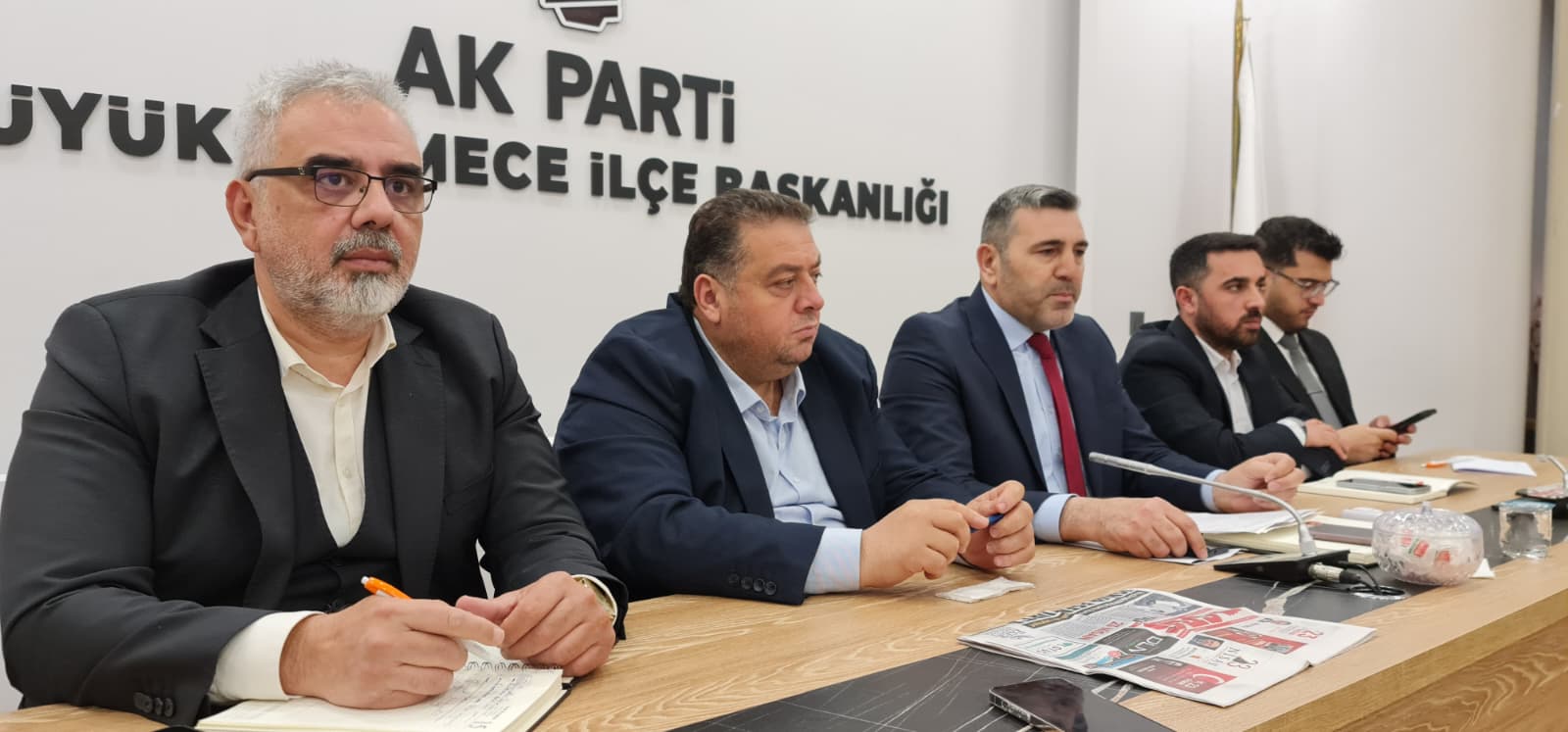 AK Parti’den Büyükçekmece Belediyesi’ne Sert Suçlamalar: “35 Yıldır Yerinizde Sayıyorsunuz”
